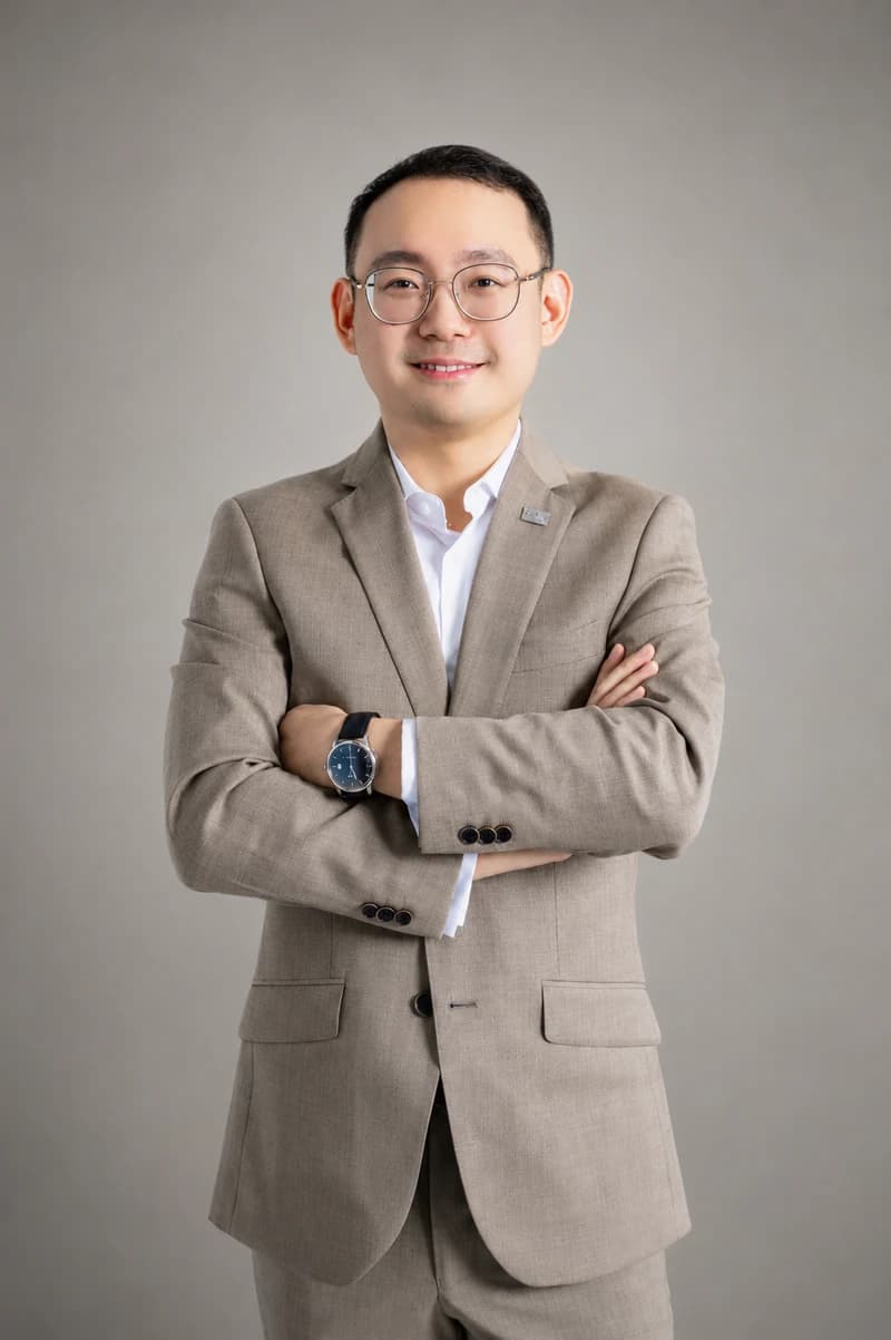 Portrait of Ian Goh
